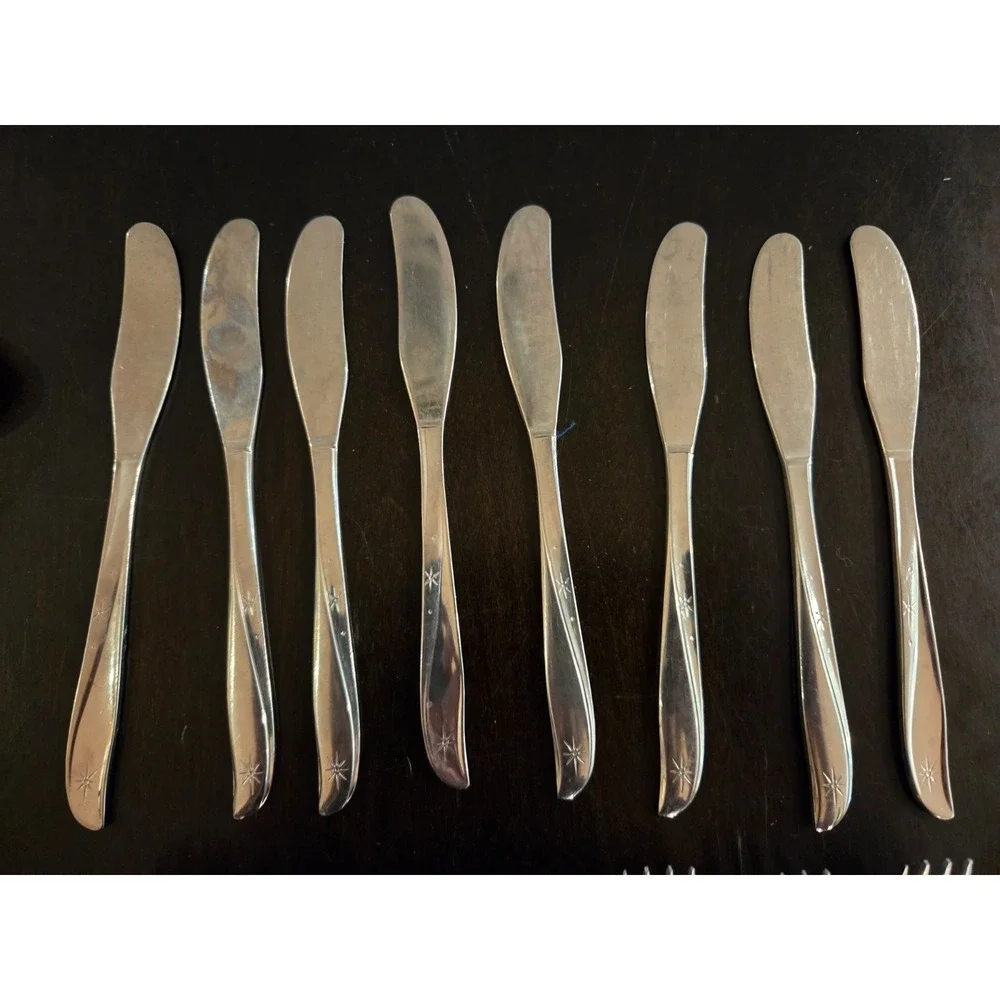 ONEIDA Community Twin Star MCM 40 Piece Stainless Flatware Setting for 8 - read